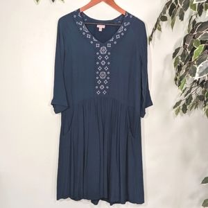 5/$18 Garnet Hill Drop Waist Quarter Sleeve Midi Dress